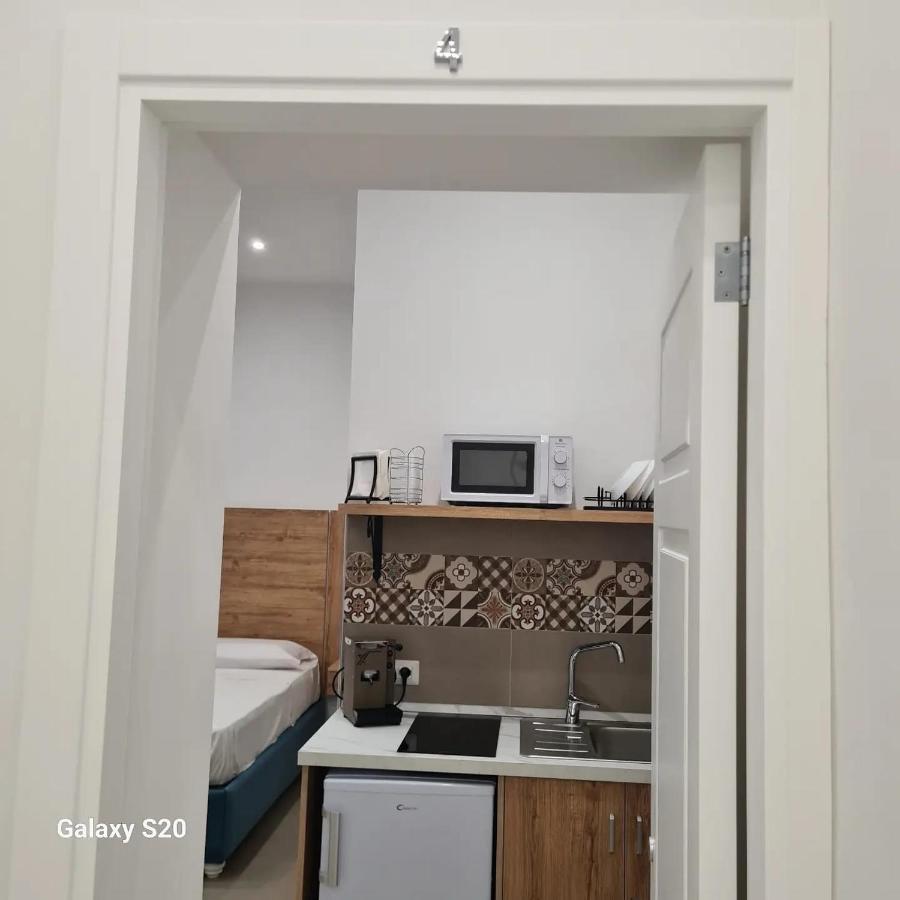 Hotel Residenza Nascari Al Plebiscito Neapel Exterior foto